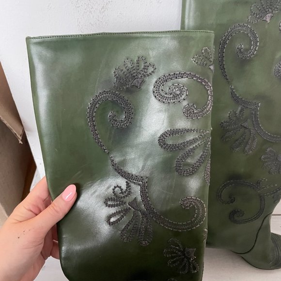 Bottega Veneta Heeled Boots in Green Leather with Embroideries Pointed Toes - Picture 3 of 9